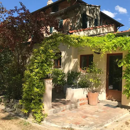 Exceptionnel, Maison De Dans Parc, Climatisation, Parking, Calme Assure